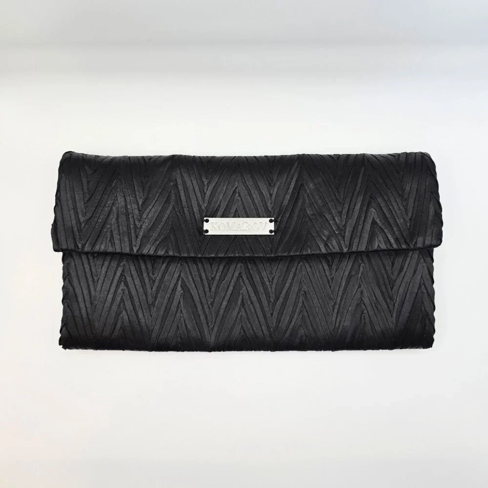Komarov Textured Fabric Clutch Purse - Black - EUC